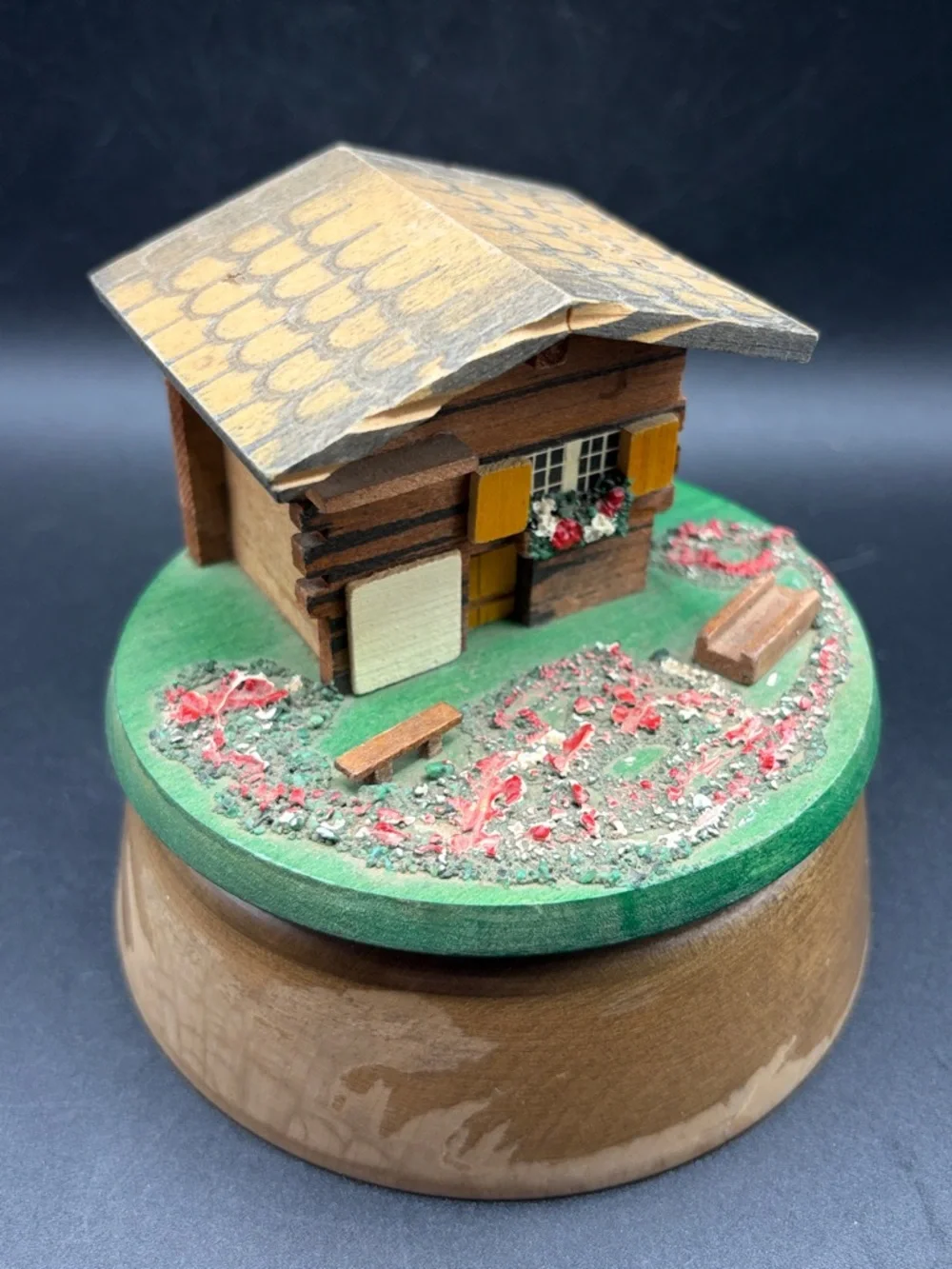 Vintage Reuge Swiss Chalet Cabin Music Box “Toy Symphony” Trinket Box Works